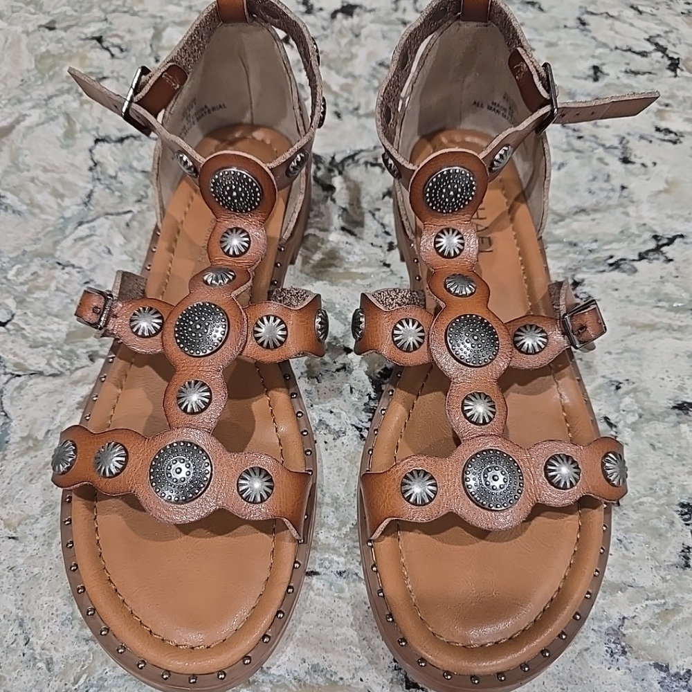 Michael Shannon Tan Sandals with Silver Details